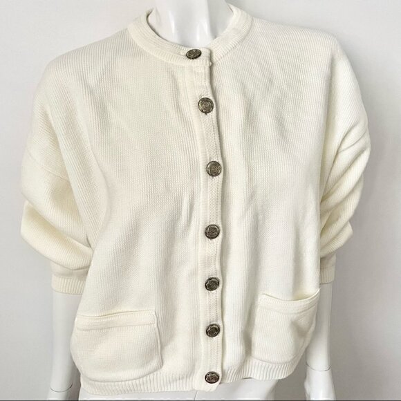 VINTAGE Eaton's Petites Cream Sweater Sz S-L - Picture 1 of 7